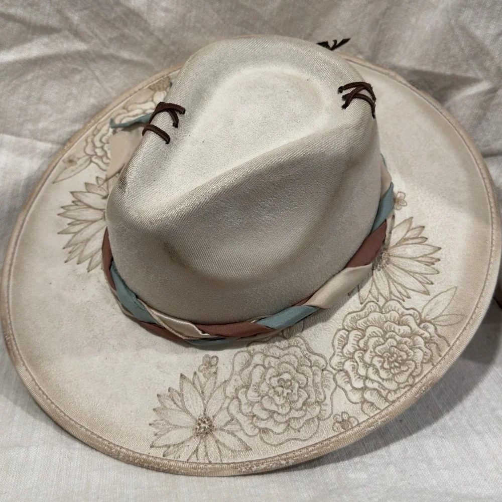 Divine Babe Co Still The One Wide Brim Fedora Hat Cream Floral Burned Feather M